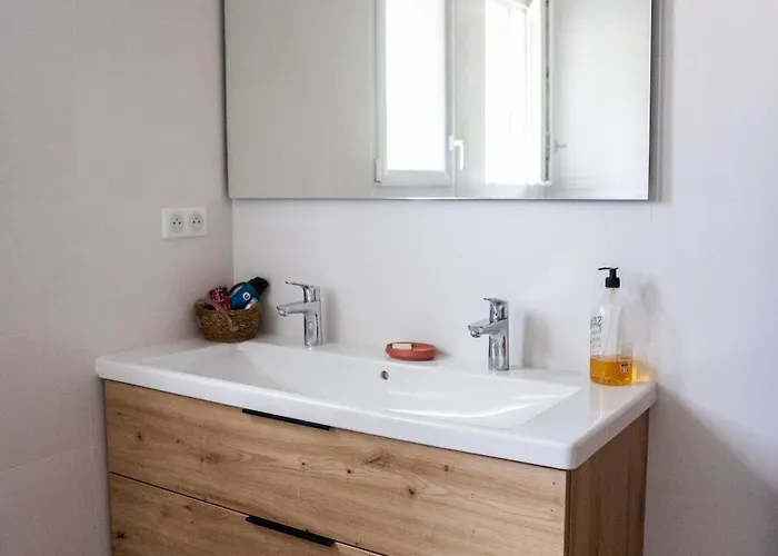 Aux Coquelicots Sauvages